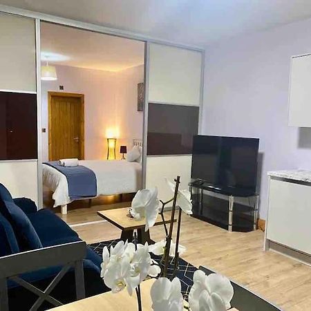 Lovely 1 Bed Studio Apartment With Free Parking Oxford Esterno foto