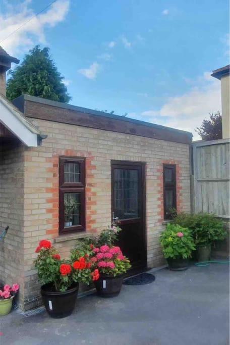 Lovely 1 Bed Studio Apartment With Free Parking Oxford Esterno foto
